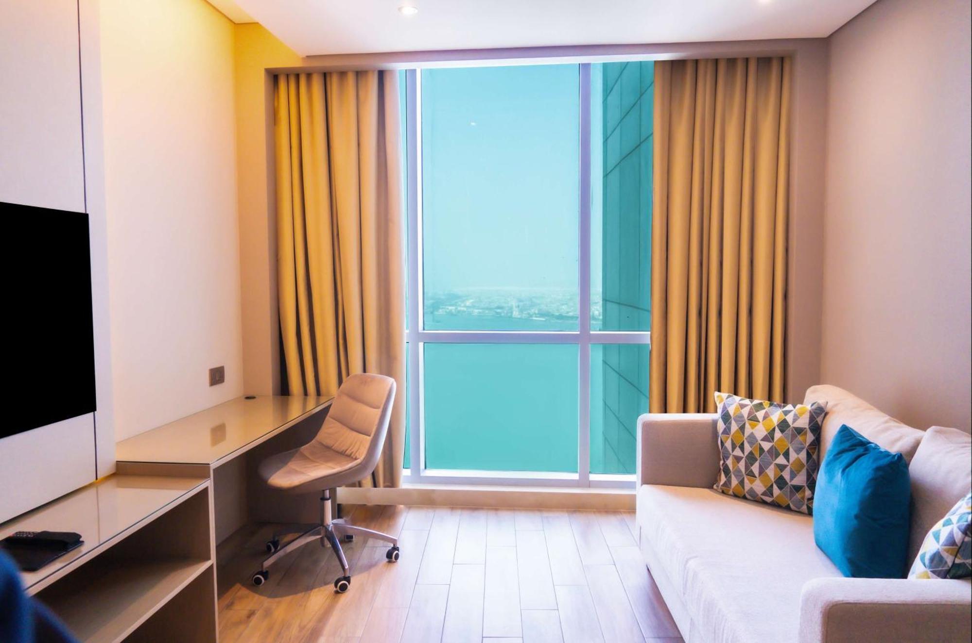 Hotel Hilton Bahrain Manama Exterior foto A room at the hotel